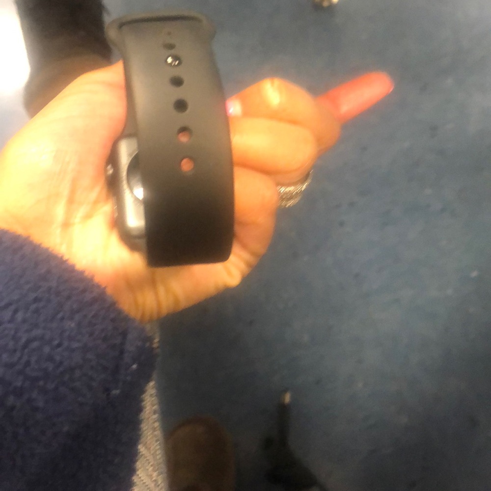 Apple Watch - image 5